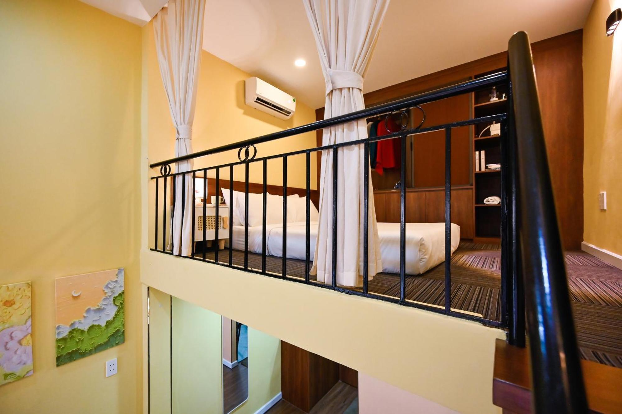 Khách sạn The Jade In Saigon - Residences TP. Hồ Chí Minh