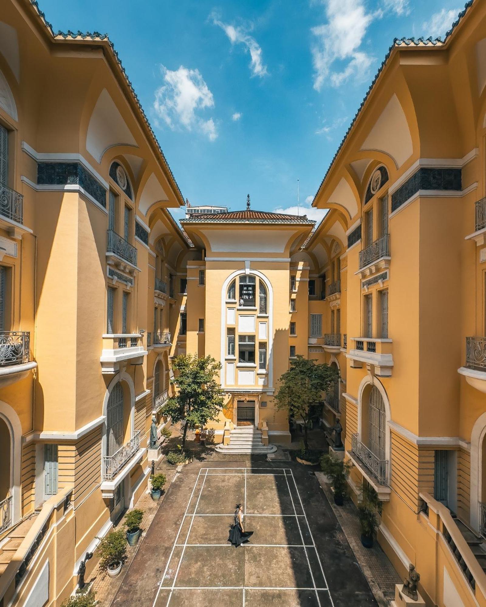Jade Garden - Secret Courtyard In Saigon 2*